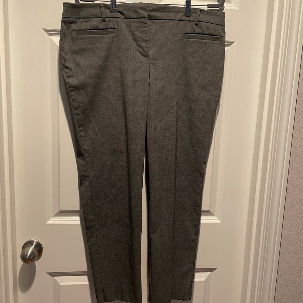 Van Huesen dress crop pants